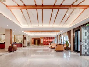 Cuiping Mountain Hotel - Image 2