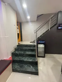 Hotel Silver Shine - Image 4
