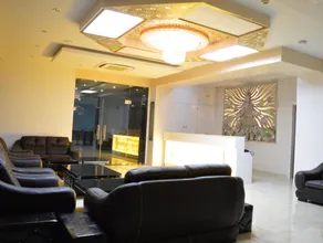 Hotel Diamonds Pearl - Image 2