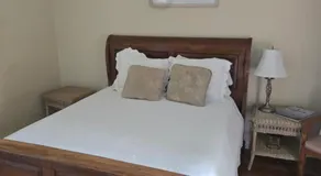 MarVilla Guest House - Image 2