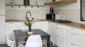 3 Bedroom Gorgeous Home In Parigne - Image 2