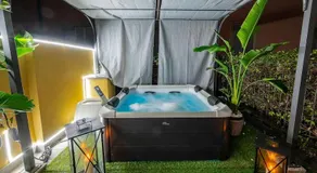 Villa Duomo - Jacuzzi e Terrazzo - Cinema - Free Parking - Gym - Image 4