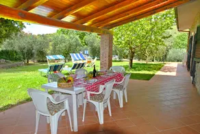 Holiday house for 8 persons with pool - Image 5
