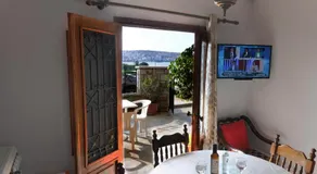Ekavi Apartments - Image 5