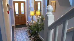 Gate Lodge Guest House - Image 3