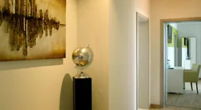 R & J Hotel - Image 4