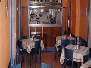 Hostal Rugaca - Image 2