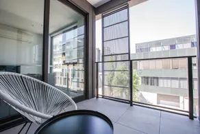 Stunning Light&Bright New One Bedroom APT@Hawthron - Image 4