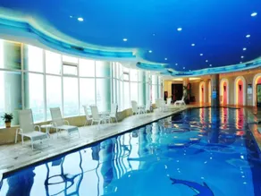 The Royal Marina Plaza Hotel Guangzhou - Image 3