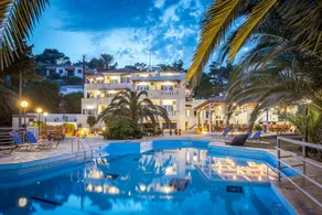 Stafylos Suites & Boutique hotel - Image 2