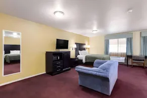 Inn Airport - Image 2