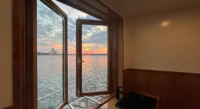 Casey's Lake View House Boat - Image 4