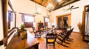 Bohemia Hotel Boutique - Image 3