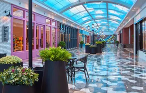 Wisdom Rose Hotel - Image 2