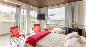 Glass House Lavras Novas - Image 2