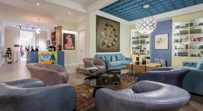 Artist hotel - Image 3