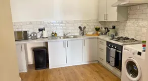 1-Bed Flat in Central Northampton - Image 3
