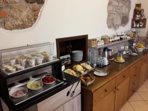 MH Hotel Benaco - Image 3