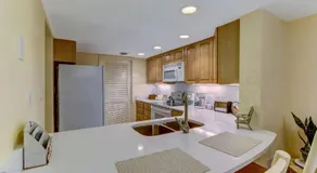 DogFriendly Beachwood Condo - Image 5