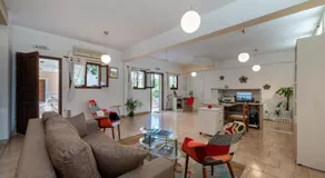 Byron Hotel - Image 5