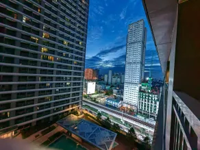 Citispace 1BR Condotel Suite at FAME Residences #FM09A - Image 4