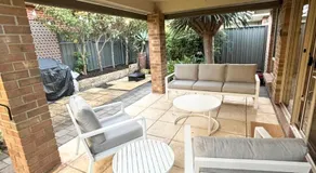 Entire modern house near the beach - Image 3