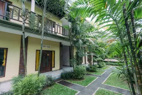 RedDoorz @ Saren Anyar Homestay Lukluk - Image 2