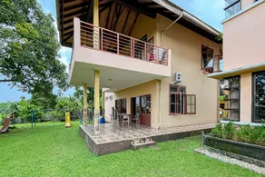 RedDoorz Casa Delray Syariah at Pantai Pelabuhan Ratu - Image 3