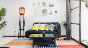MIQ HK16 - 3BR Huai Khwang MRT with Pool Table near Jodd Fair - Image 5