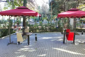 Lucky Hotel - Image 3