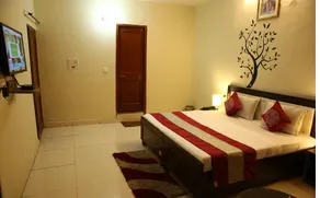 Hotel the diamond Ring - Image 4