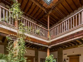 Abadía Hotel - Image 2