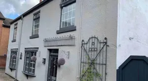 BYRON SQUARE COTTAGE - Image 5