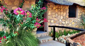 Kapika Waterfall Lodge - Image 4
