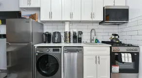 Cozy 1BR in Central Manhattan W Private Terrace - Image 5