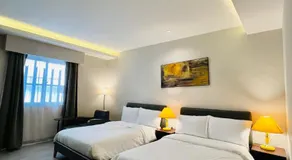 Oriental-Pearl Hotel - Image 4