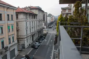 Exclusive 120 sqm in the heart of Bergamo - Image 5