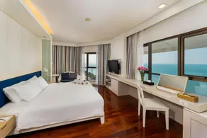 Jomtien Palm Beach Hotel & Resort - Family-Friendly - Image 4