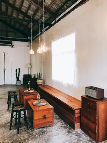 Khemjit cafe' and bed - Image 5