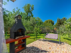 Holiday house Chill out Loborika - Two Bedroom Holiday Home with Terrace - Image 4