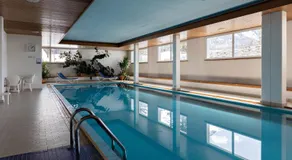 Cosy Apartment facing Piz Rosatsch with eFireplace, Pool & Sauna - Image 5