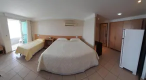 Quarto em condomínio beira-mar - Image 2