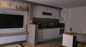 La chambre des tentations , love room avec jacuzzi - Image 2