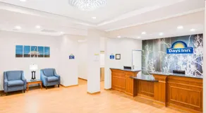 Days Inn by Wyndham Watertown Fort Drum - Image 2
