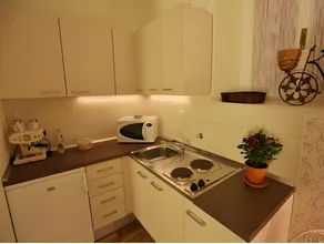 Greta Residence - Image 5