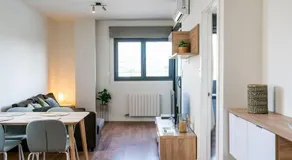 Moderno apartamento con Piscina y Parking - Image 3