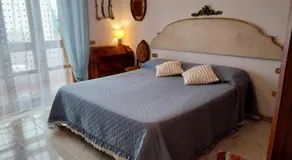 Grande appartamento uso esclusivo, giardino, posto auto, barbecue, aria condizionata - Image 3