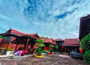 MUOR VILLAGE HOTEL - Image 4