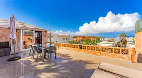 Semi-detached villa sea views, huge terrace, close beach - Image 2