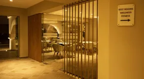 Parasol Luxury Hotel & Suites Adults Only - Image 5